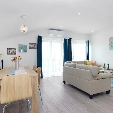 Luxury Ante Apartament Kaštela